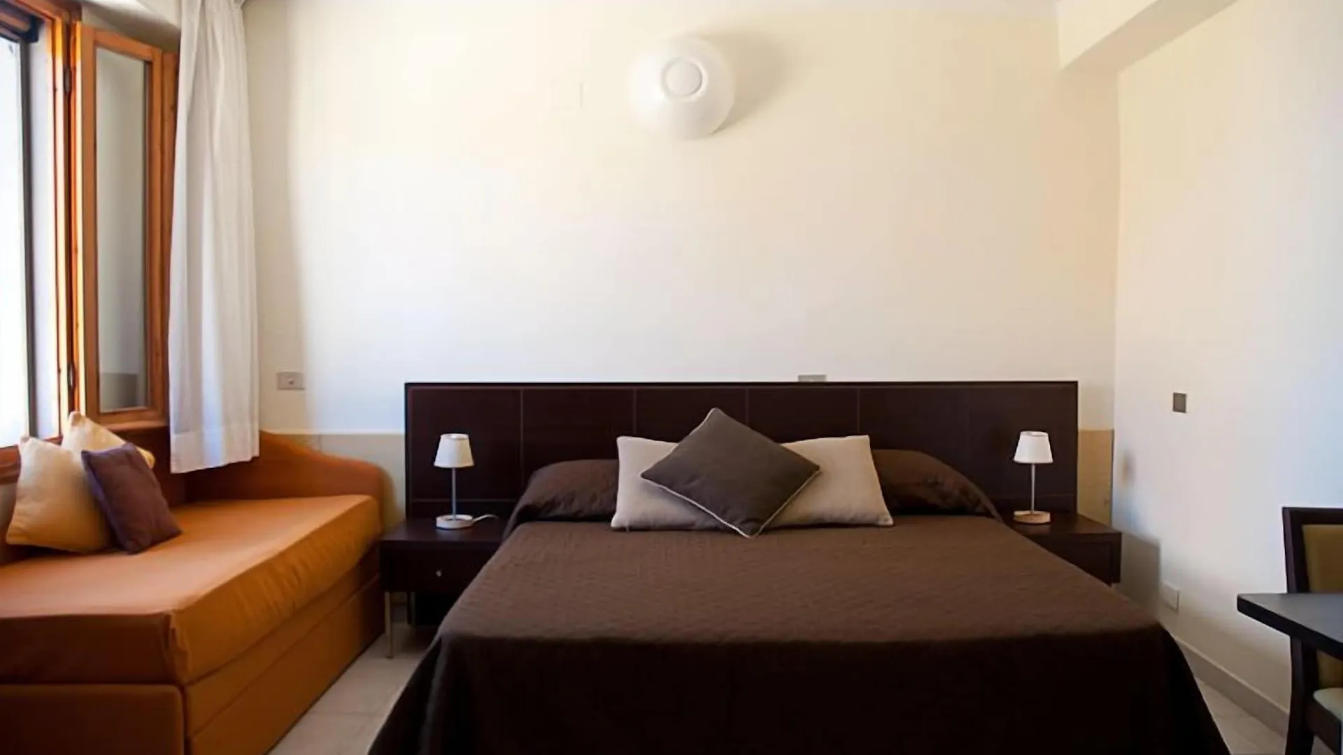 אורבטלו Hotel Sole